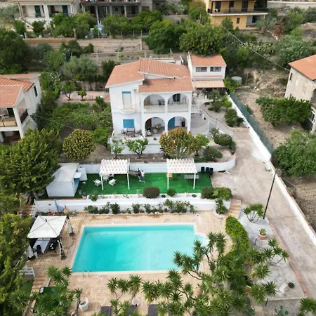 Bed & Breakfast Falco In Pietra *
