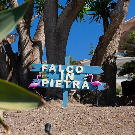 Falco In Pietra Alojamento de Acomodação e Pequeno-almoço *