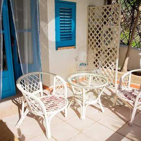 Falco In Pietra Bed & Breakfast *