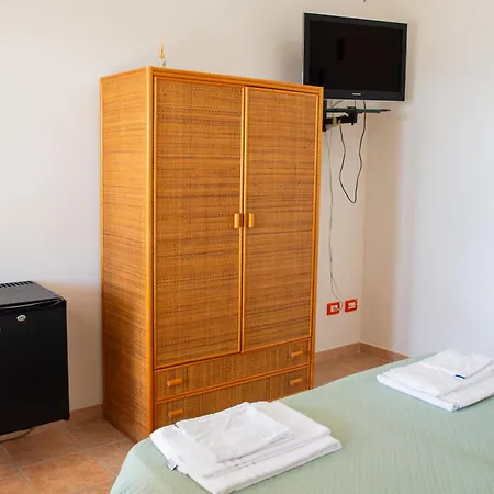 Bed & Breakfast Falco In Pietra