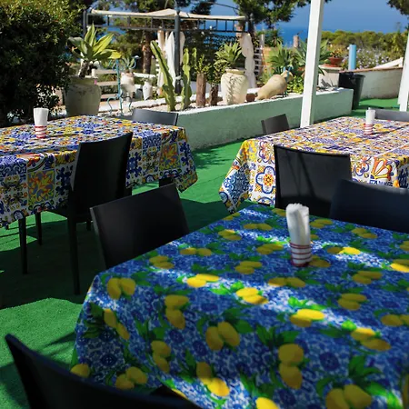 Falco In Pietra Alojamento de Acomodação e Pequeno-almoço Palma di Montechiaro