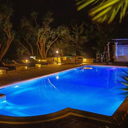 Falco In Pietra Bed & Breakfast