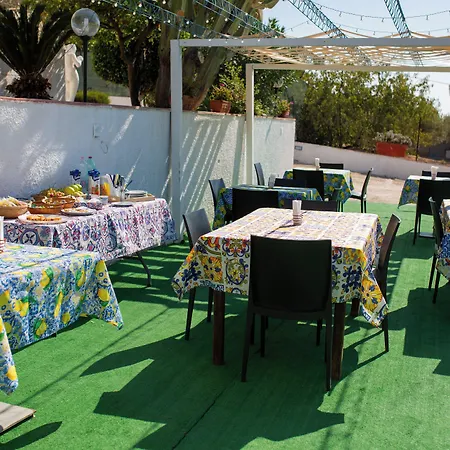 Falco In Pietra Alojamento de Acomodação e Pequeno-almoço Palma di Montechiaro